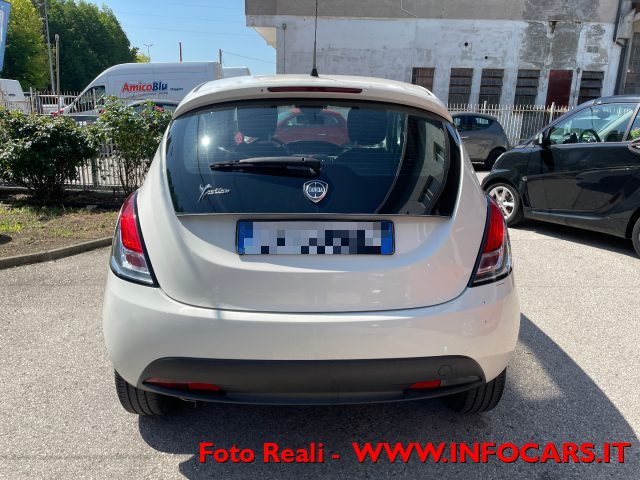 LANCIA Ypsilon usata, con Fendinebbia