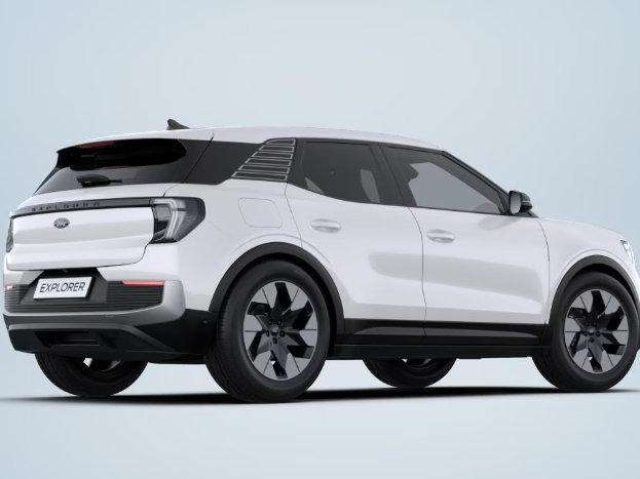 FORD Explorer usata, con Autoradio