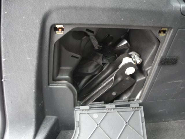 VOLKSWAGEN Touran usata 47