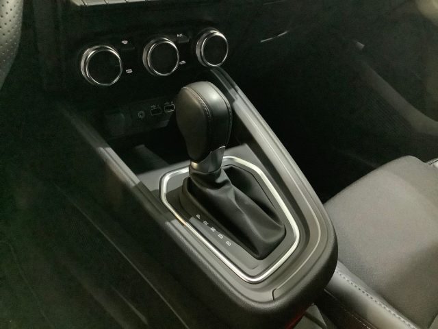 RENAULT Clio usata, con Climatizzatore