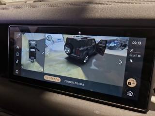 LAND ROVER Defender usata, con Servosterzo