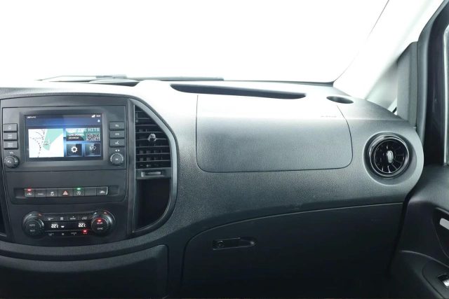 MERCEDES-BENZ Vito usata, con Volante in pelle