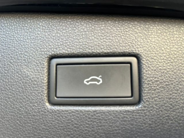 VOLKSWAGEN Tiguan usata, con Controllo trazione