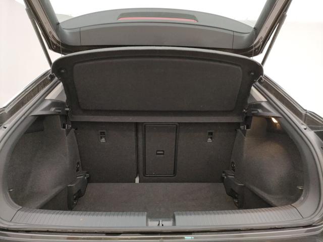 VOLKSWAGEN T-Roc usata, con Volante in pelle