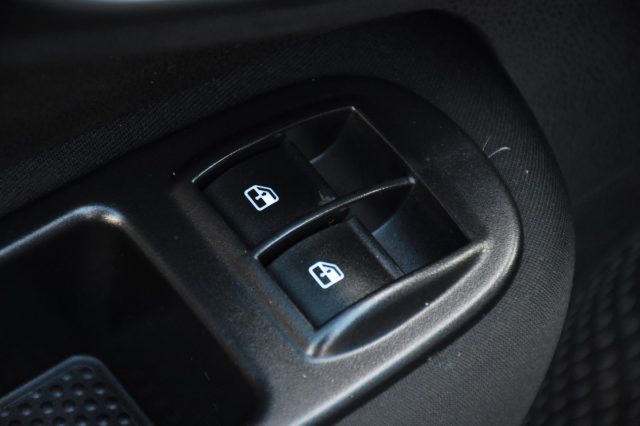 FIAT 500L usata, con USB