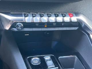 PEUGEOT 5008 usata, con Luci diurne LED