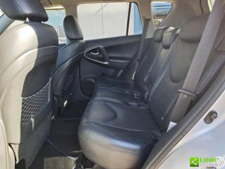 TOYOTA RAV 4 MY23 usata, con Cerchi in lega