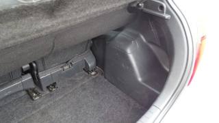 TOYOTA Yaris usata 110