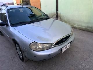 FORD Mondeo usata, con Boardcomputer