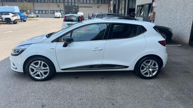 RENAULT Clio usata, con Autoradio