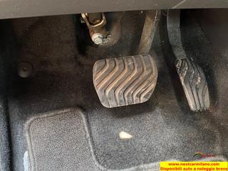 RENAULT Captur usata, con Sedile posteriore sdoppiato