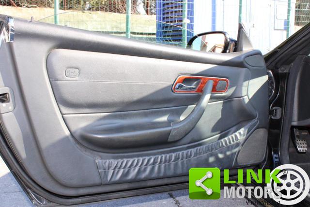 MERCEDES-BENZ SLK 200 usata, con Regolazione elettrica sedili