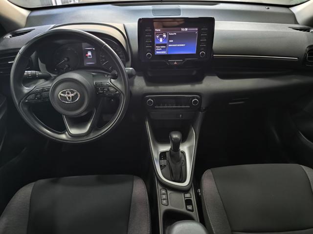 TOYOTA Yaris usata, con Touch screen