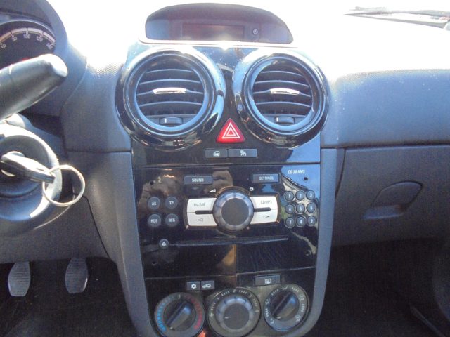 OPEL Corsa usata 21