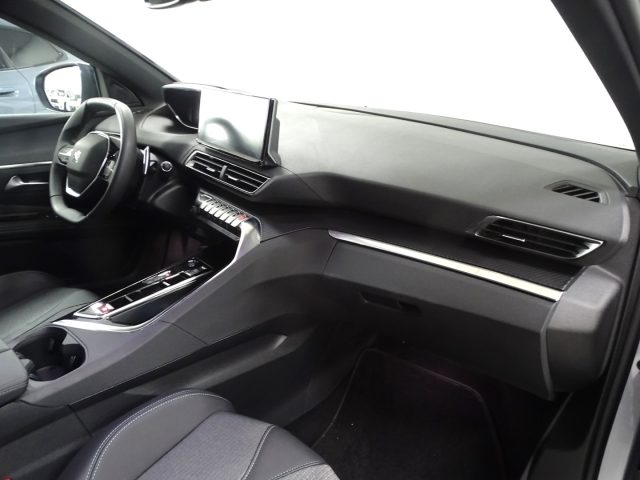 PEUGEOT 3008 usata, con Sedile posteriore sdoppiato