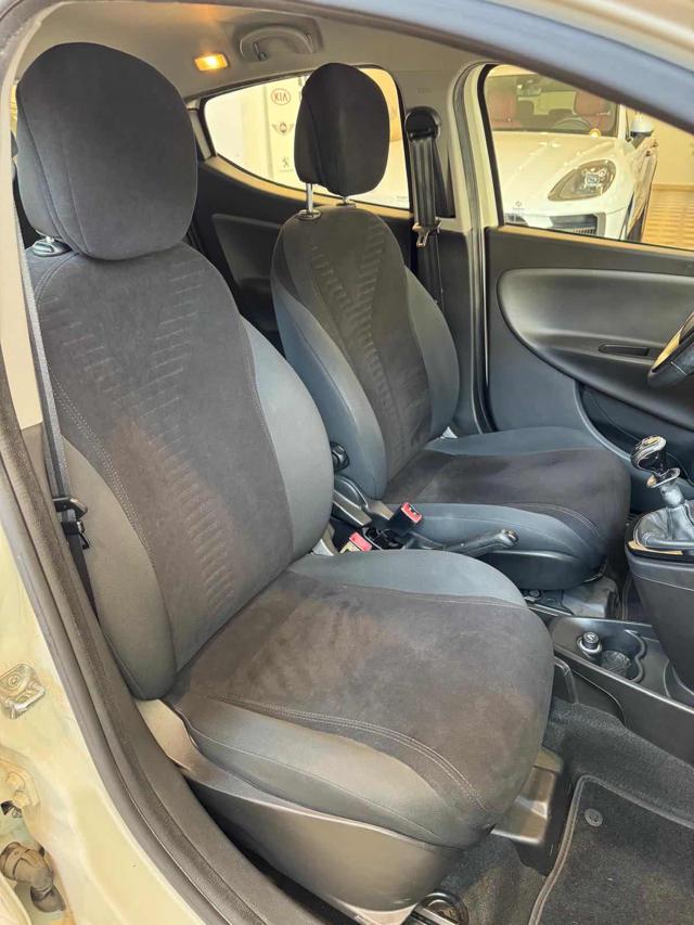 LANCIA Ypsilon usata 10