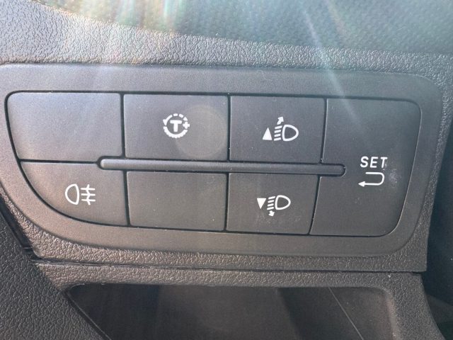 FIAT Fiorino usata, con Sensori di parcheggio posteriori