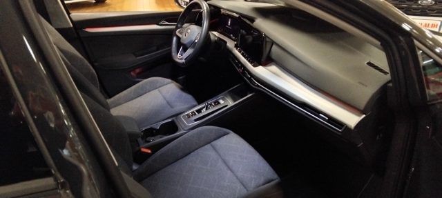 VOLKSWAGEN Golf Variant usata, con Servosterzo