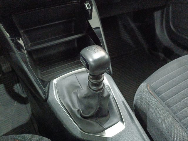 PEUGEOT 2008 usata, con Climatizzatore