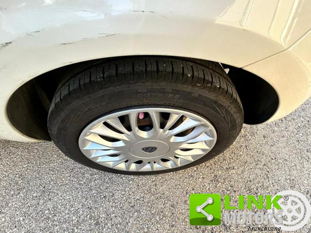 LANCIA Ypsilon usata, con Sedile posteriore sdoppiato