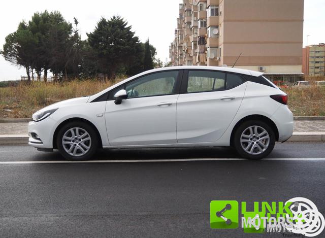 OPEL Astra usata, con Cerchi in lega