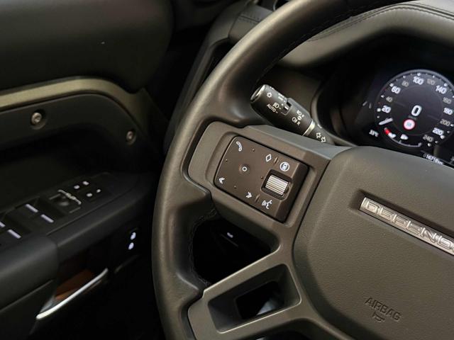 LAND ROVER Defender usata, con Sistema di navigazione