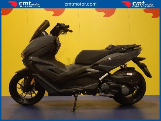 OTHERS-ANDERE OTHERS-ANDERE usata 2