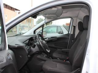 FORD Transit Courier usata, con Climatizzatore