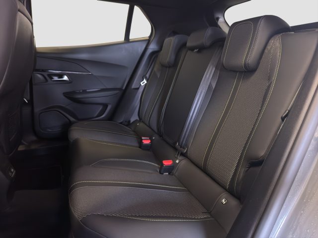 PEUGEOT 2008 usata 10