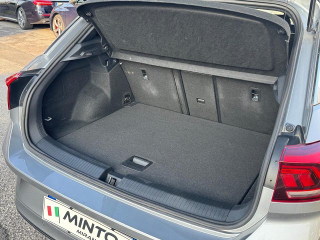 VOLKSWAGEN T-Roc usata, con Sistema di navigazione