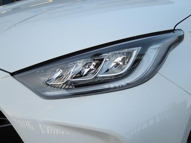 TOYOTA Yaris usata 44