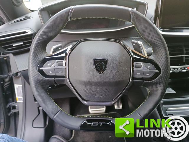 PEUGEOT 2008 usata, con Sedile posteriore sdoppiato