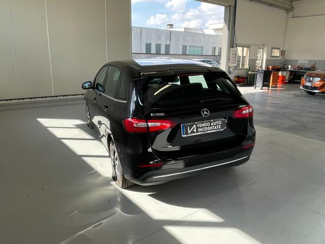 MERCEDES-BENZ B 180 usata, con Autoradio