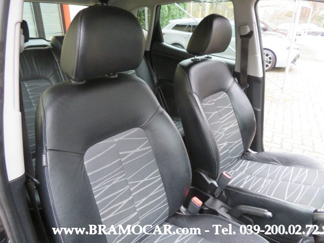 KIA Venga usata, con MP3
