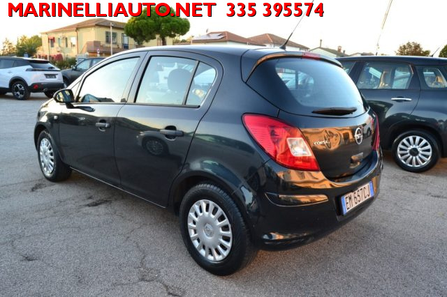 OPEL Corsa usata, con Controllo trazione