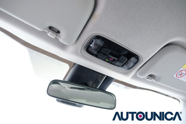 TOYOTA Yaris usata, con Sensore di luce