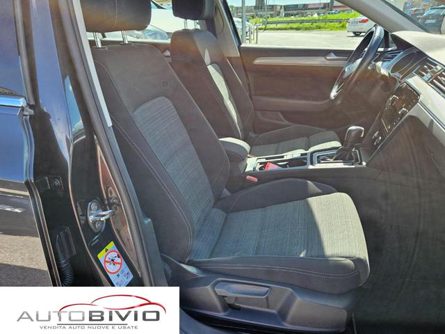 VOLKSWAGEN Passat Variant usata, con USB