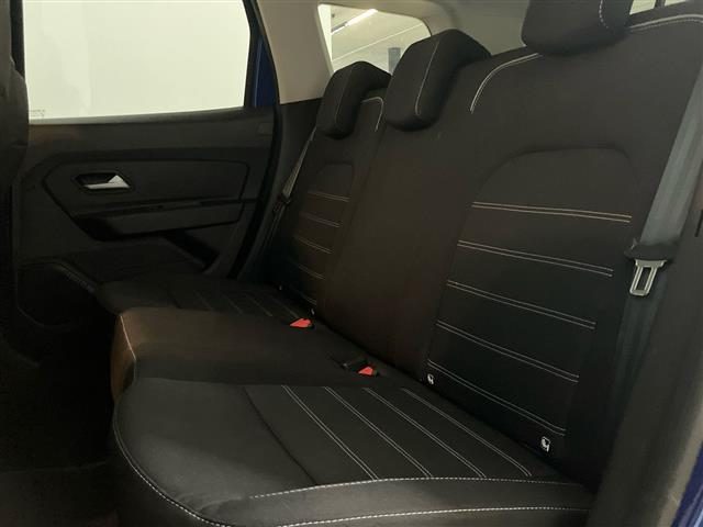 DACIA Duster usata, con Sensori di parcheggio posteriori