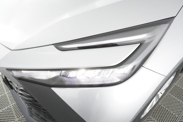 TOYOTA C-HR usata 15