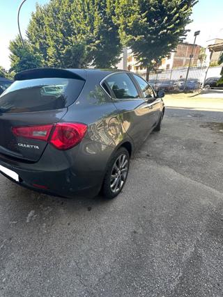 ALFA ROMEO Giulietta usata, con Autoradio