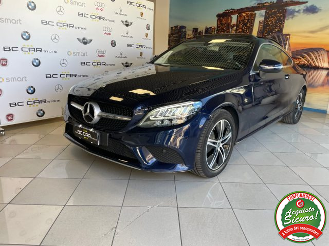MERCEDES-BENZ C 220 usata, con Sedili sportivi