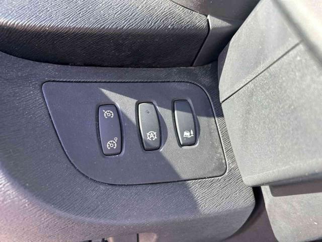 RENAULT Kangoo usata, con USB