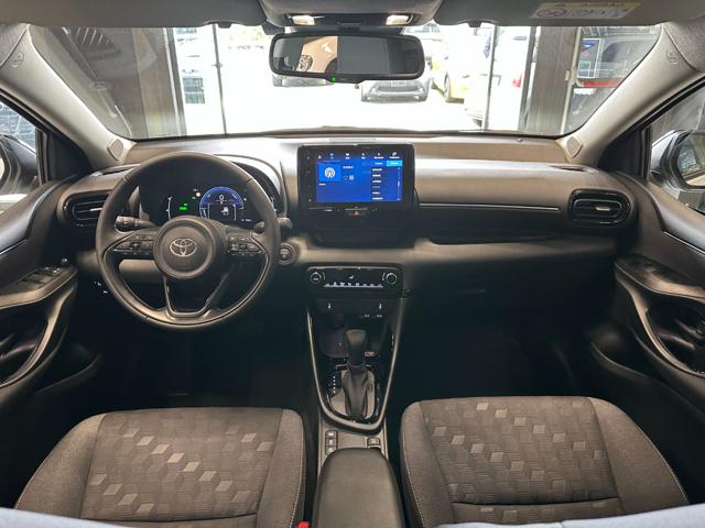 TOYOTA Yaris usata, con Volante in pelle