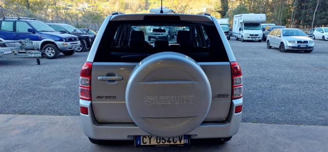 SUZUKI Grand Vitara usata, con Autoradio