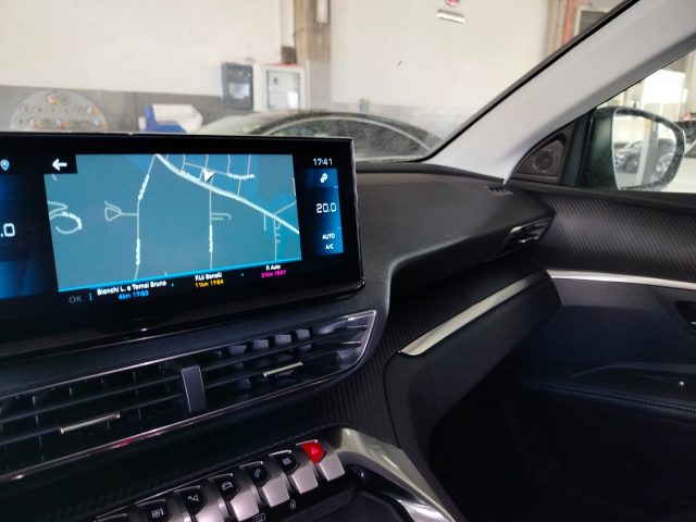 PEUGEOT 3008 usata 29