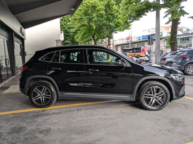 MERCEDES-BENZ GLA 180 usata, con Chiusura centralizzata
