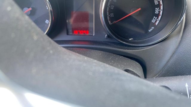 OPEL Meriva usata, con Autoradio