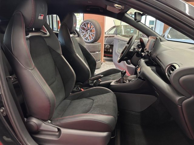 TOYOTA Yaris usata, con Cronologia tagliandi