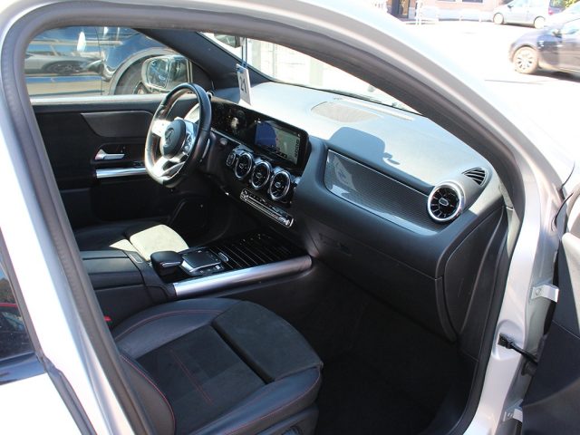 MERCEDES-BENZ GLA 200 usata, con Cruise Control