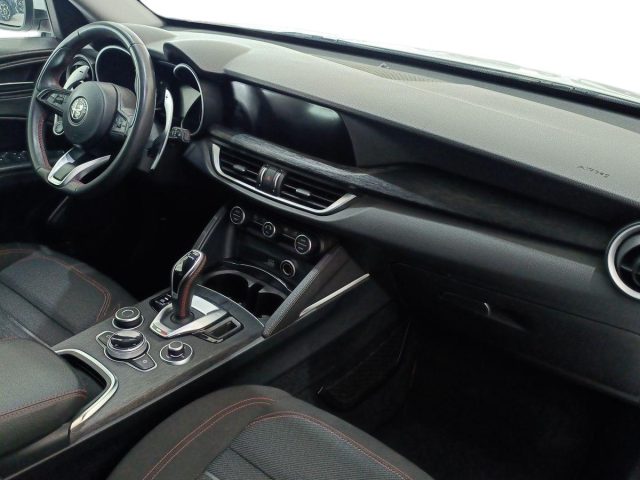 ALFA ROMEO Stelvio usata, con Controllo trazione